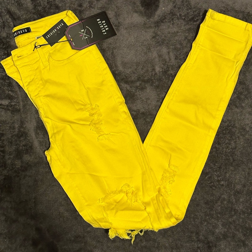 Yellow Distressed Women Skinny Jeans - FashionNova